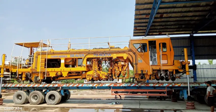 Heavy Truck Transportation Services